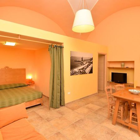 Il Tabacchificio Hotel Гальяно-дель-Капо Экстерьер фото