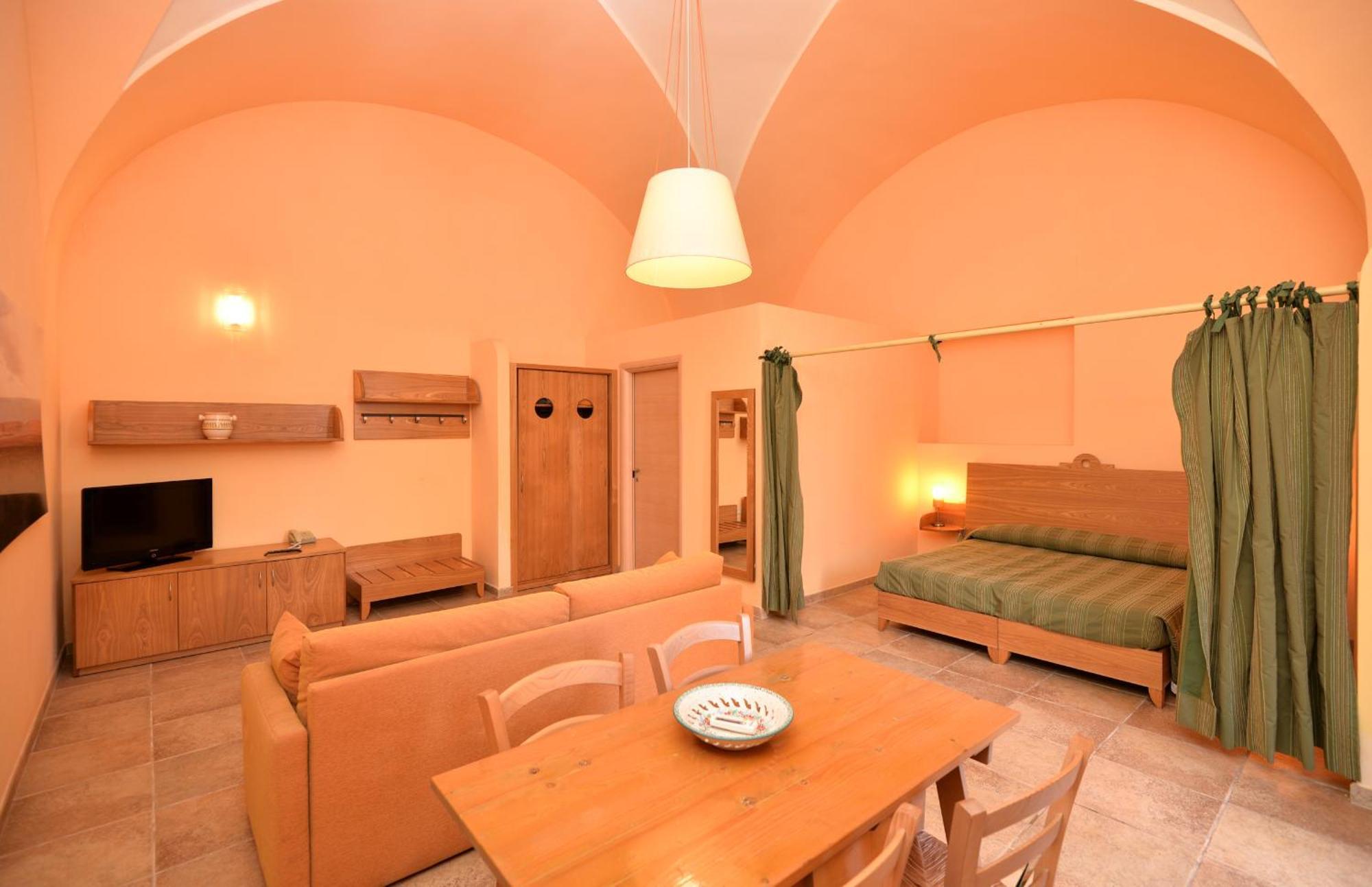 Il Tabacchificio Hotel Гальяно-дель-Капо Экстерьер фото