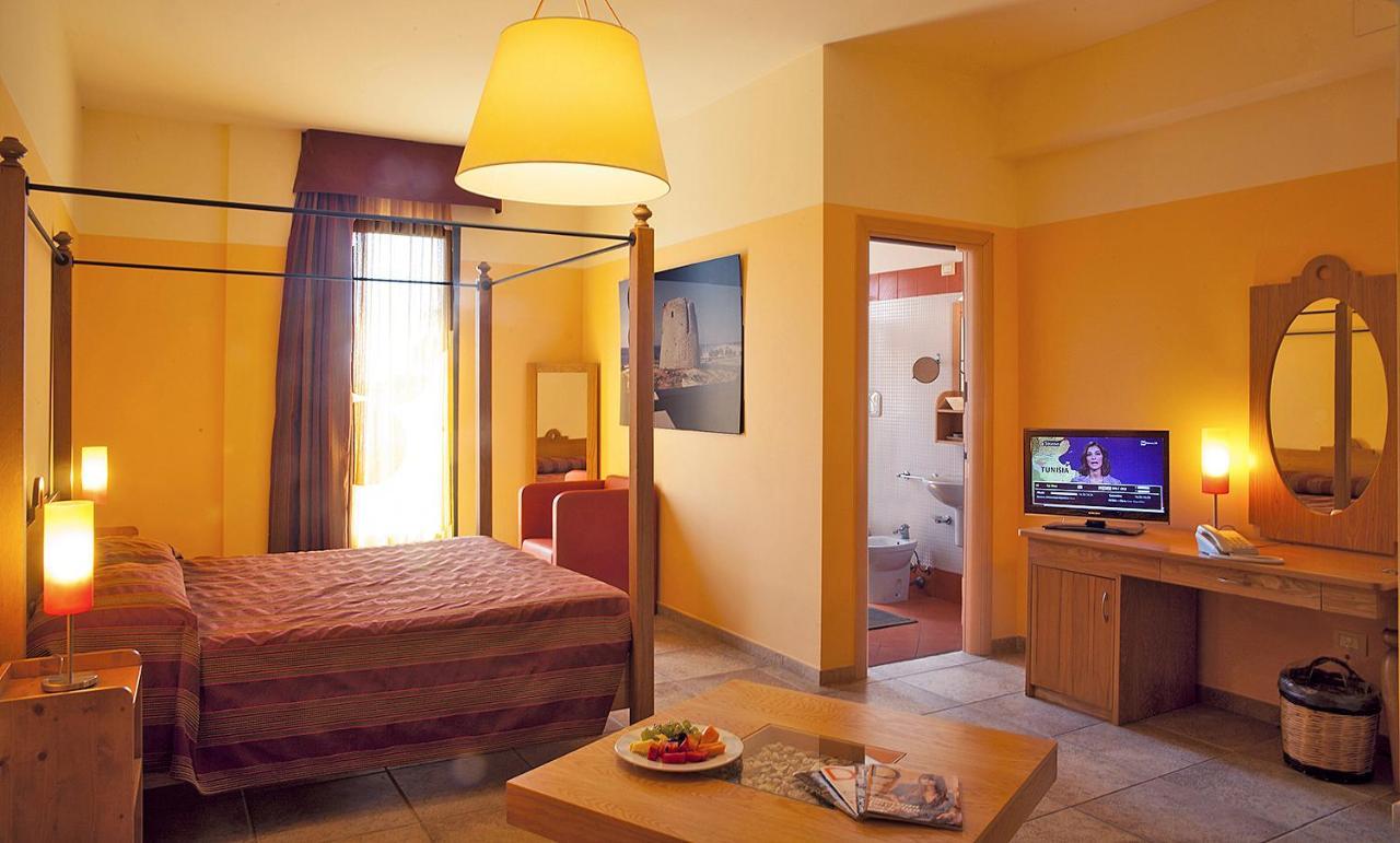Il Tabacchificio Hotel Гальяно-дель-Капо Экстерьер фото