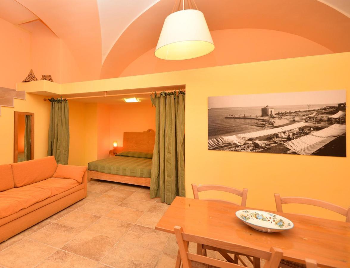 Il Tabacchificio Hotel Гальяно-дель-Капо Экстерьер фото