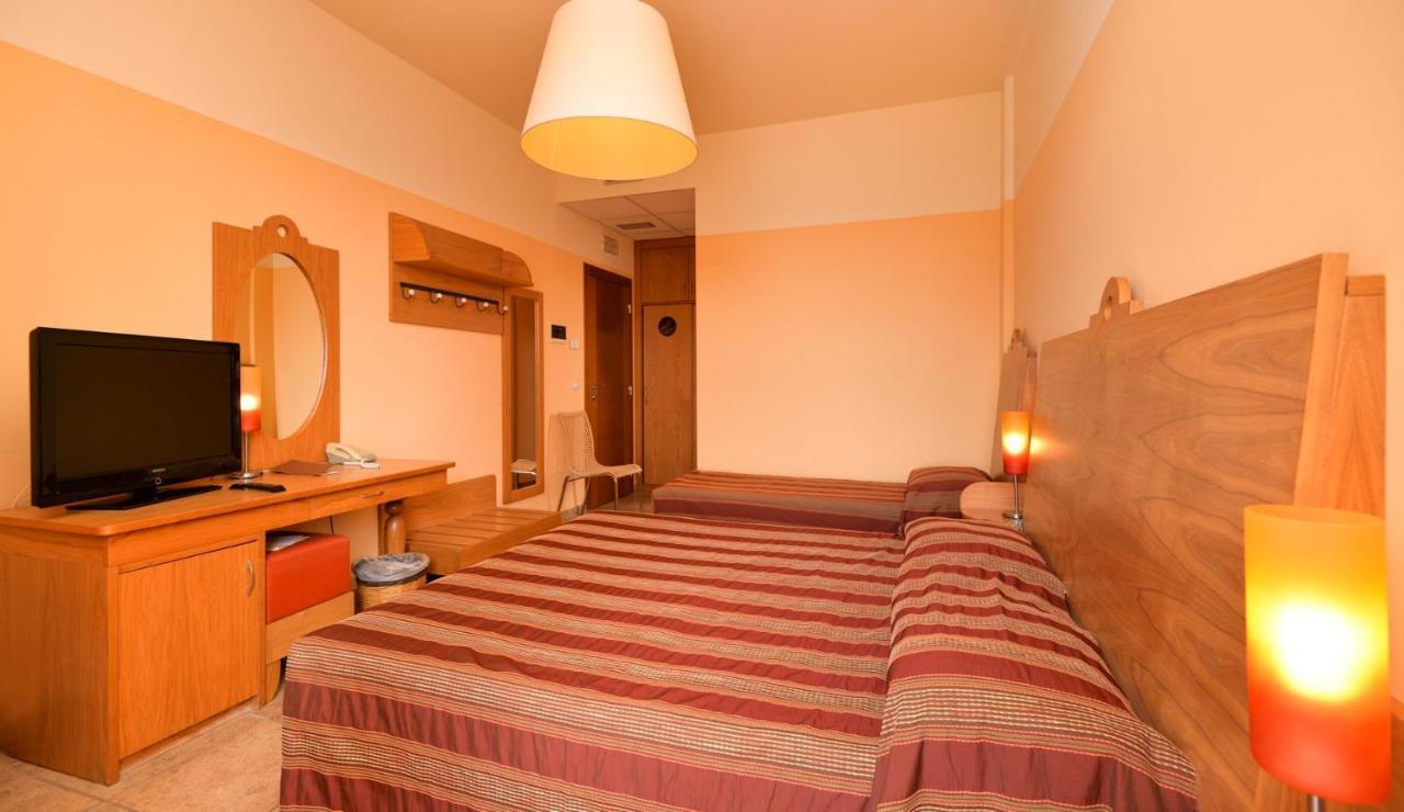 Il Tabacchificio Hotel Гальяно-дель-Капо Экстерьер фото
