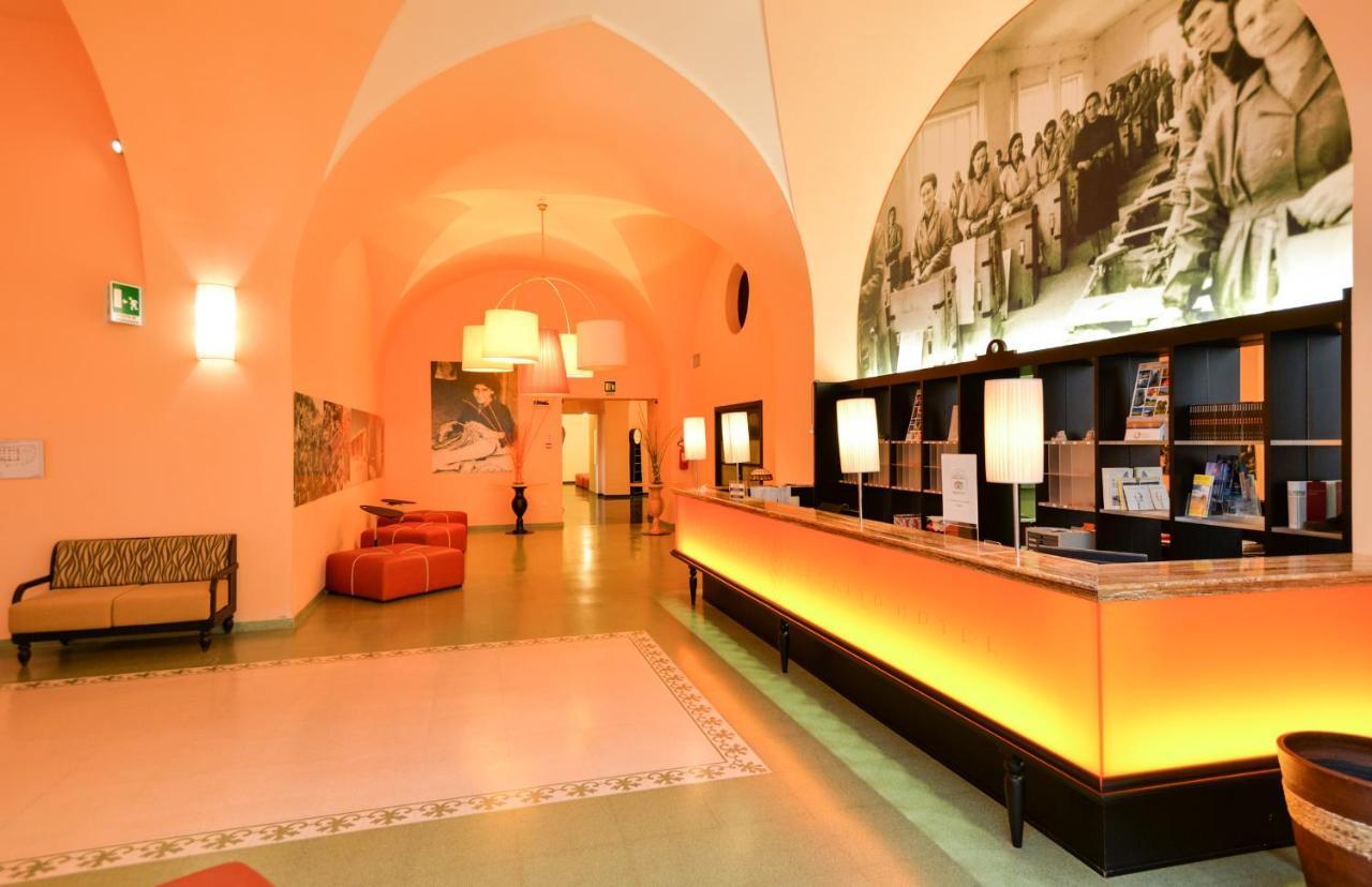 Il Tabacchificio Hotel Гальяно-дель-Капо Экстерьер фото
